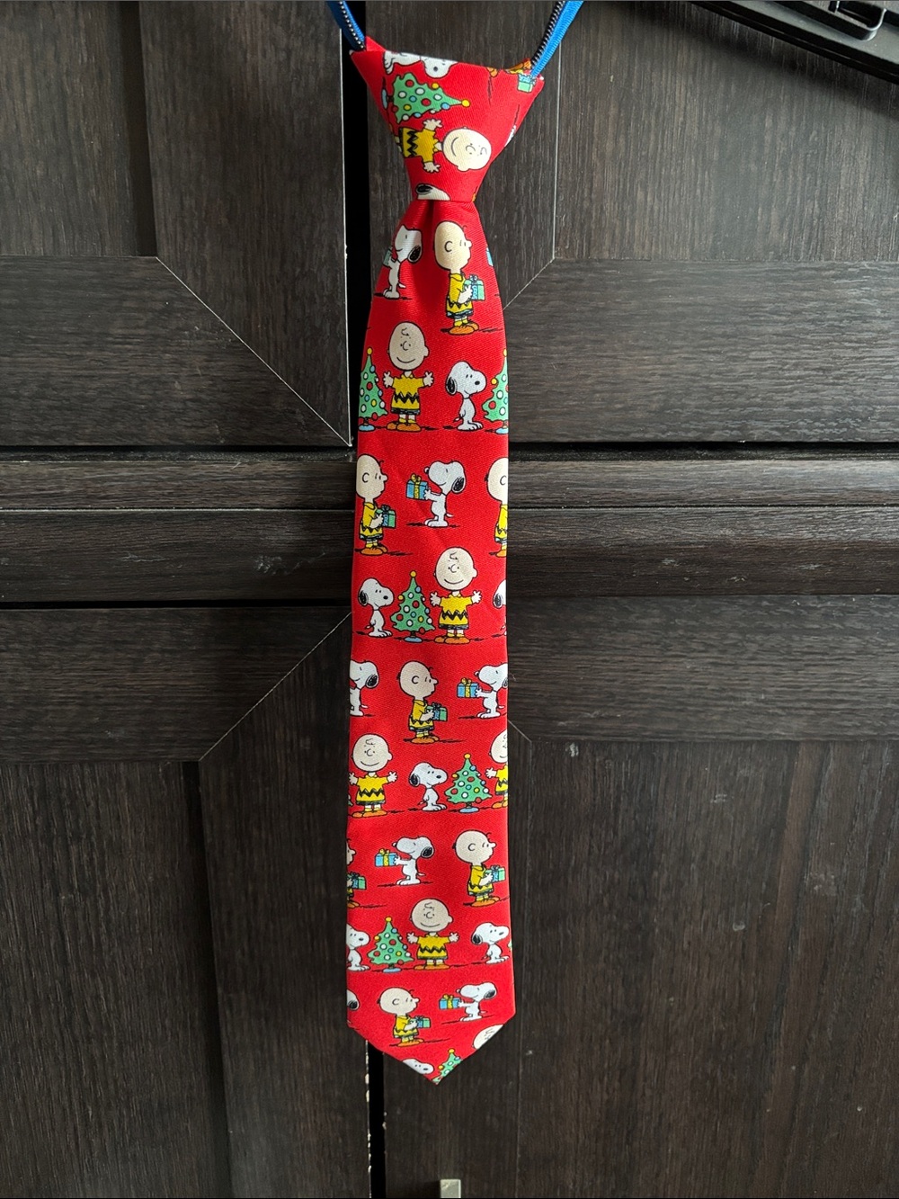 Peanuts Red Charlie Brown & Snoopy Christmas Print Kids Tie